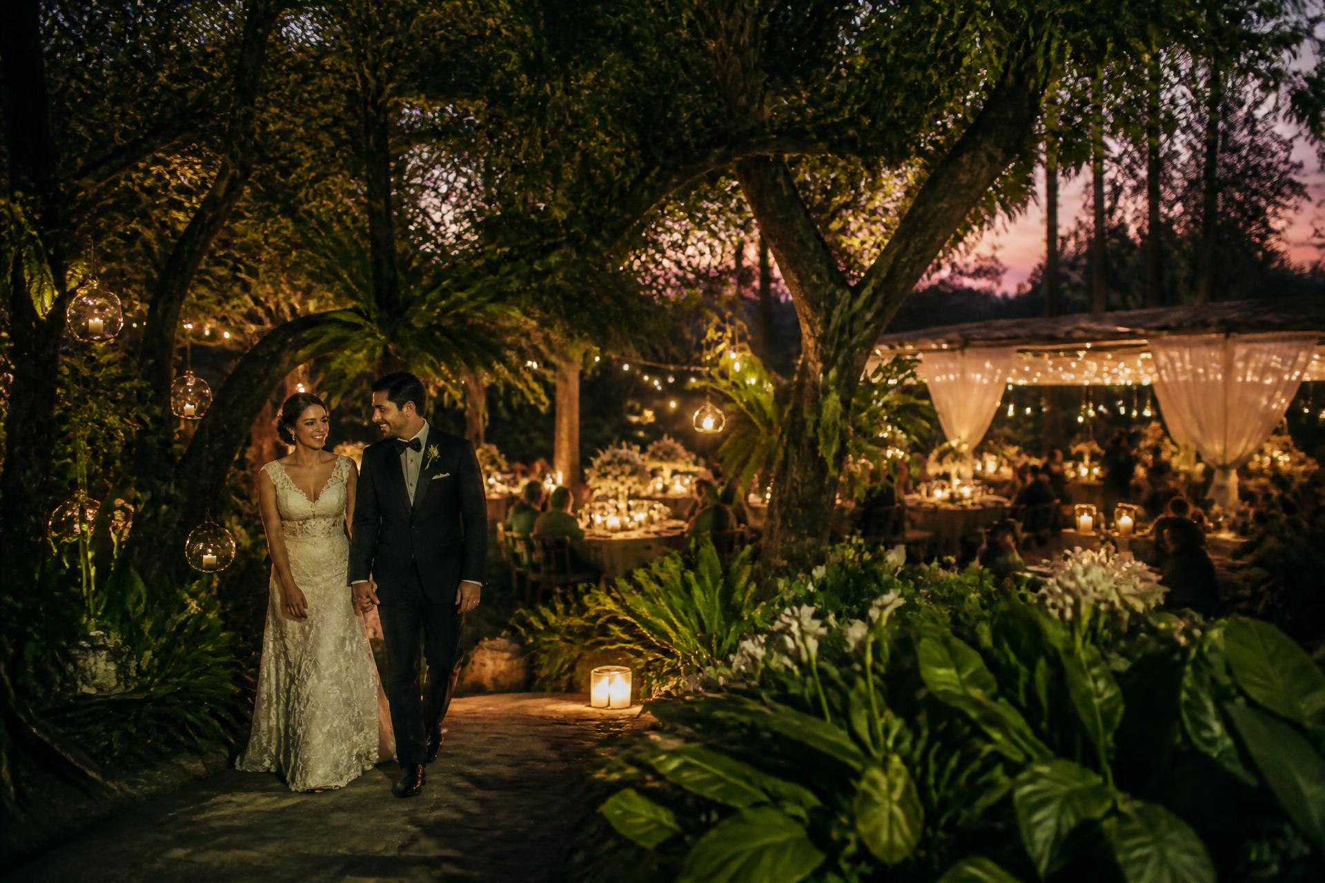 Atardecer sobre los jardines de la quinta